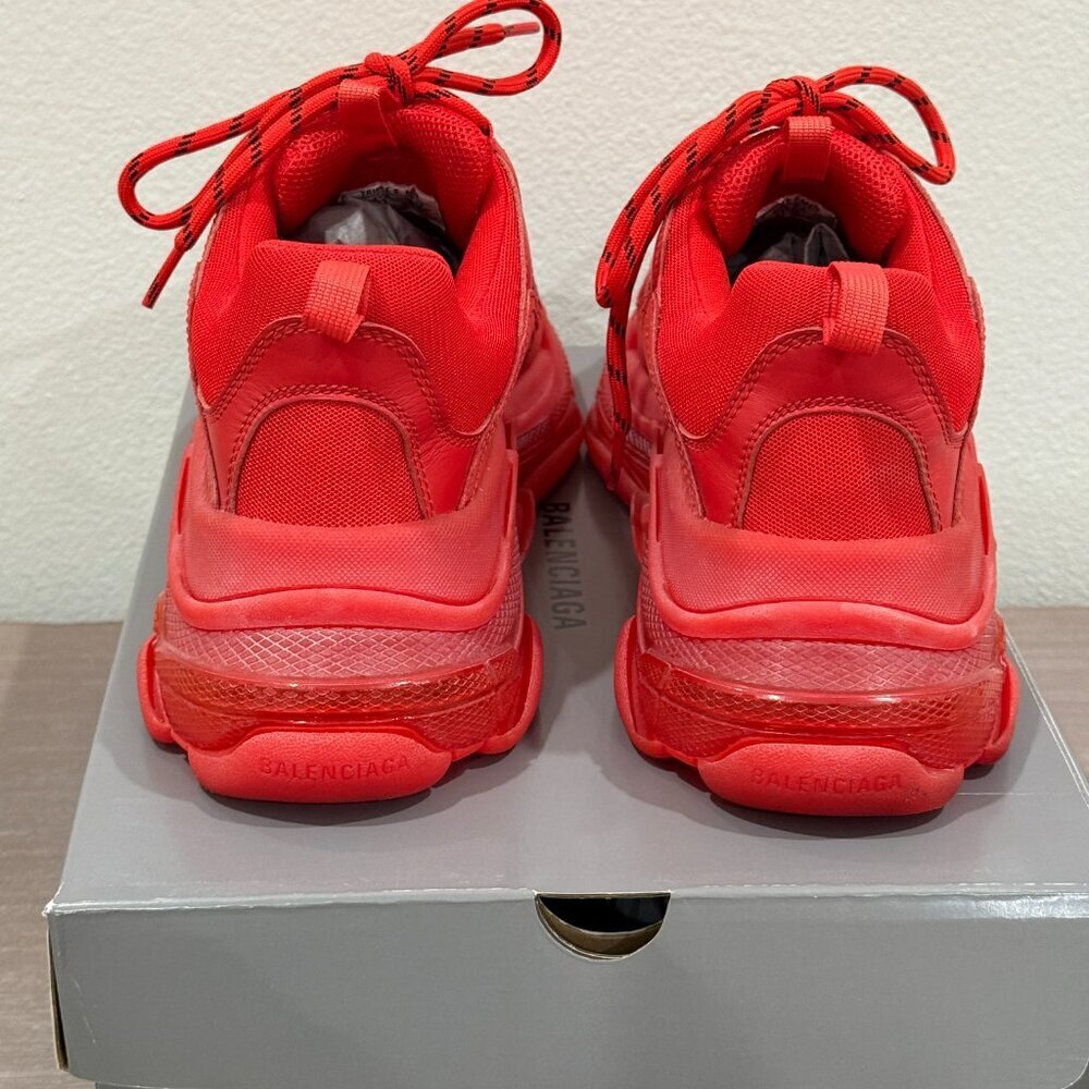 BALENCIAGA Triple S Sneaker 'Clear Sole - Red' Balenciaga  MENs SNEAKER - Picture 6 of 6